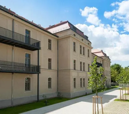 Business Mitten Im Gruenen Apartment *